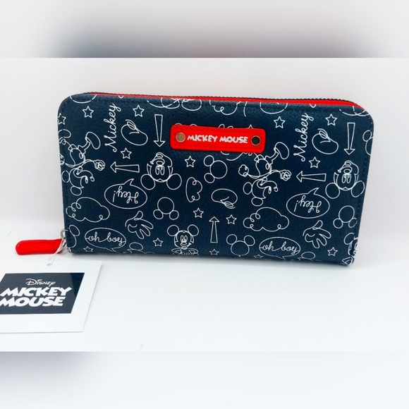 Disney Handbags - Disney MICKEY MOUSE Limited Edition Black/White Zip Wallet Red iWristlet